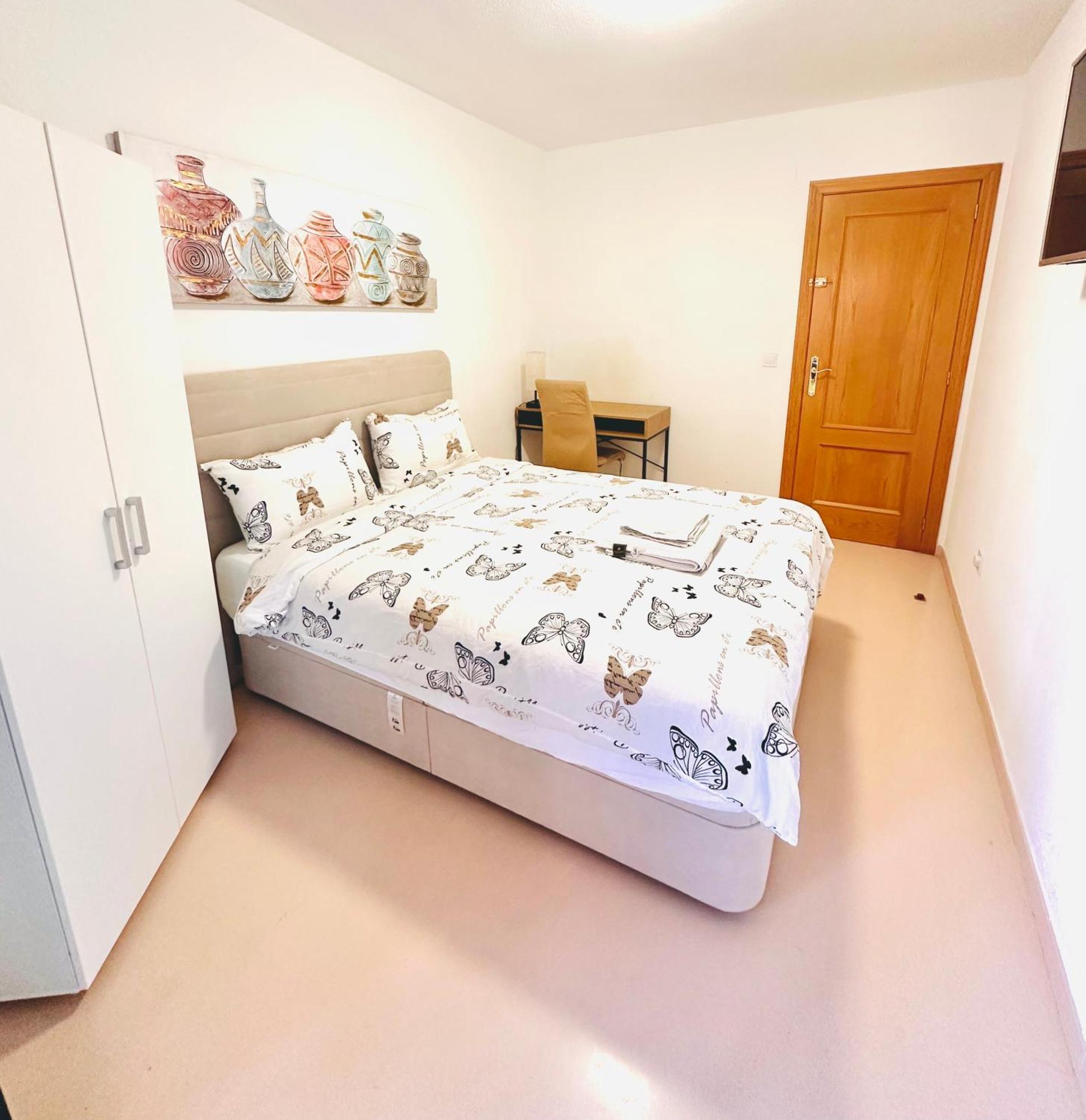 Economy Room 阿利坎特 外观 照片
